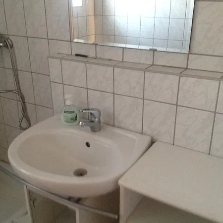 Margerite Nahe Polizeihochschule Apartamento *